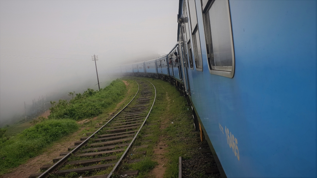 Sri Lanka train