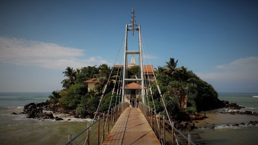 Sri Lanka  Paravi Duwa Temple