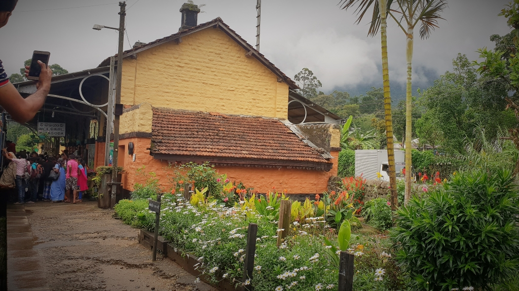 sri lanka train station